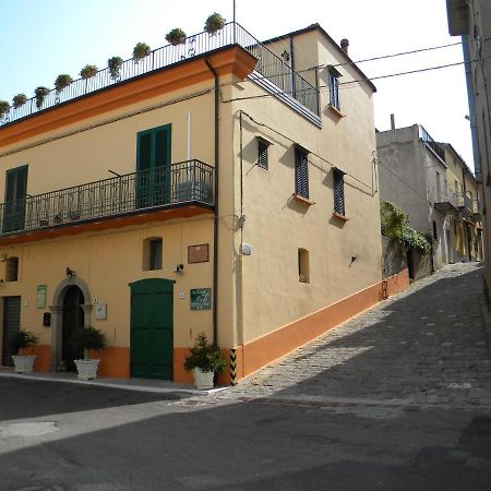 La Casa Dellamericano - Casa D'Epoca Anni '30 Aliano Eksteriør bilde